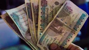 فلوس مزورة علي فيسبوك .. القبض علي مروج العملات المقلدة علي الإنترنت